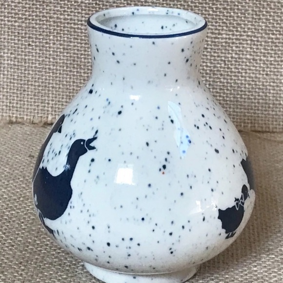 Speckled Duck Mini Bud Vase White Blue Country Prairie Farm Cottage Core Rustic - Picture 2 of 7